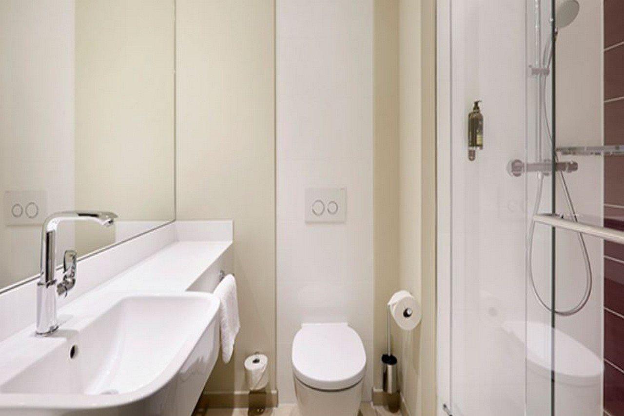 Premier Inn Nuernberg City Opernhaus Ngoại thất bức ảnh