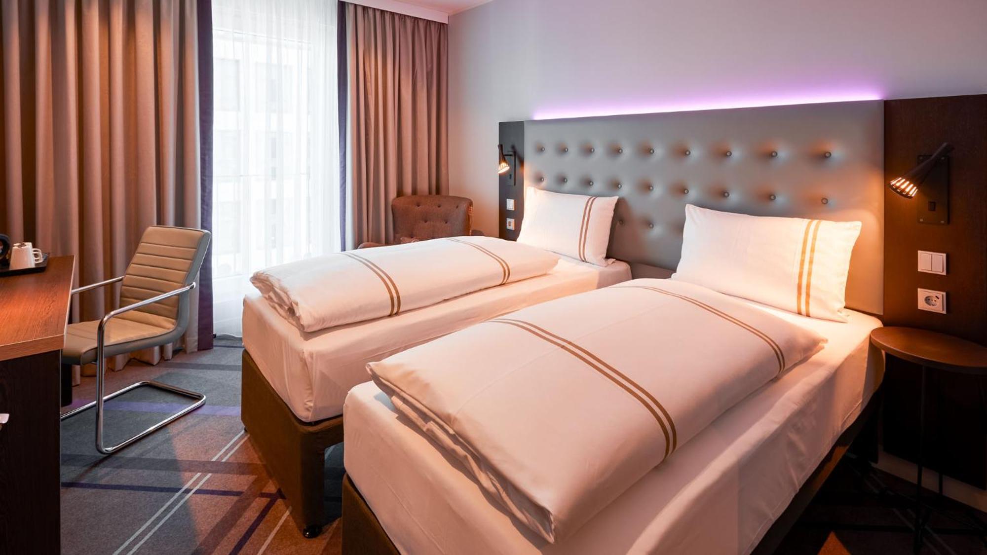Premier Inn Nuernberg City Opernhaus Ngoại thất bức ảnh